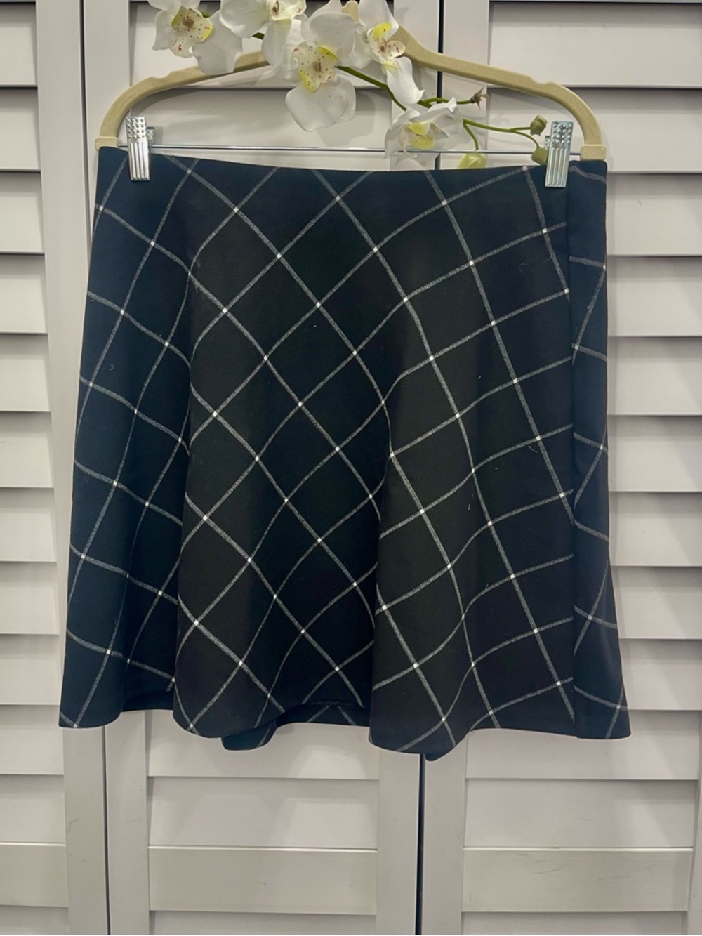 Ann Taylor Black Crosshatch Skirt